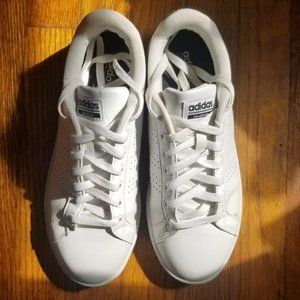 Women’s adidas Advantage Sneakers